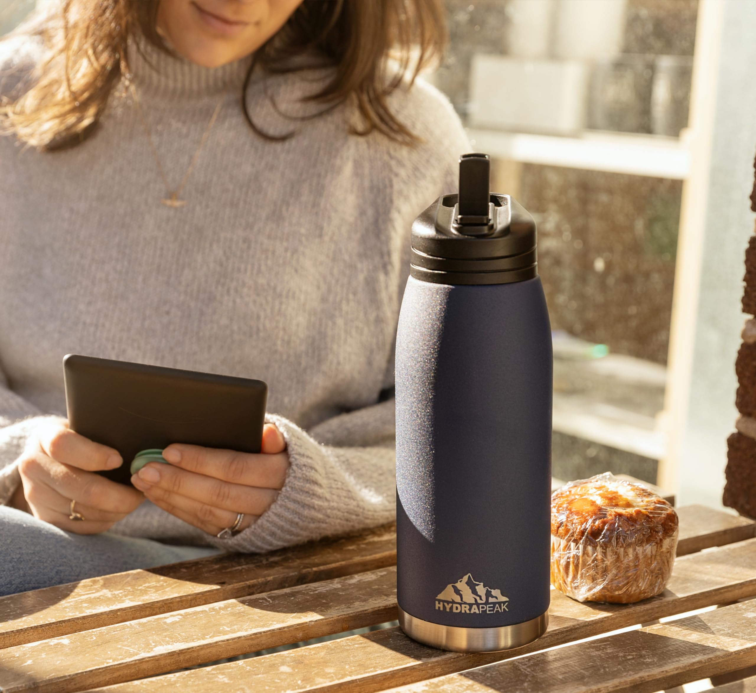 Hydrapeak Flow 32oz Insulated Water Bottle with Straw Lid, Seashell